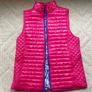 Vineyard Vines like new hot pink XS puffy vest